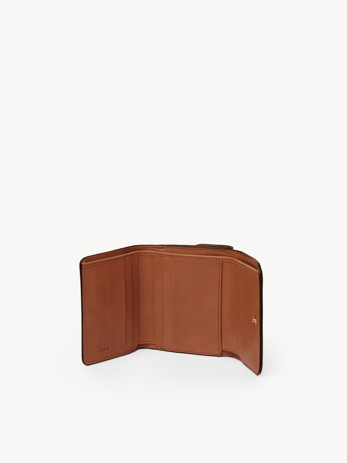 NO PORTE_Petit portefeuille compacte C Chloé en cuir - Clay Brown
