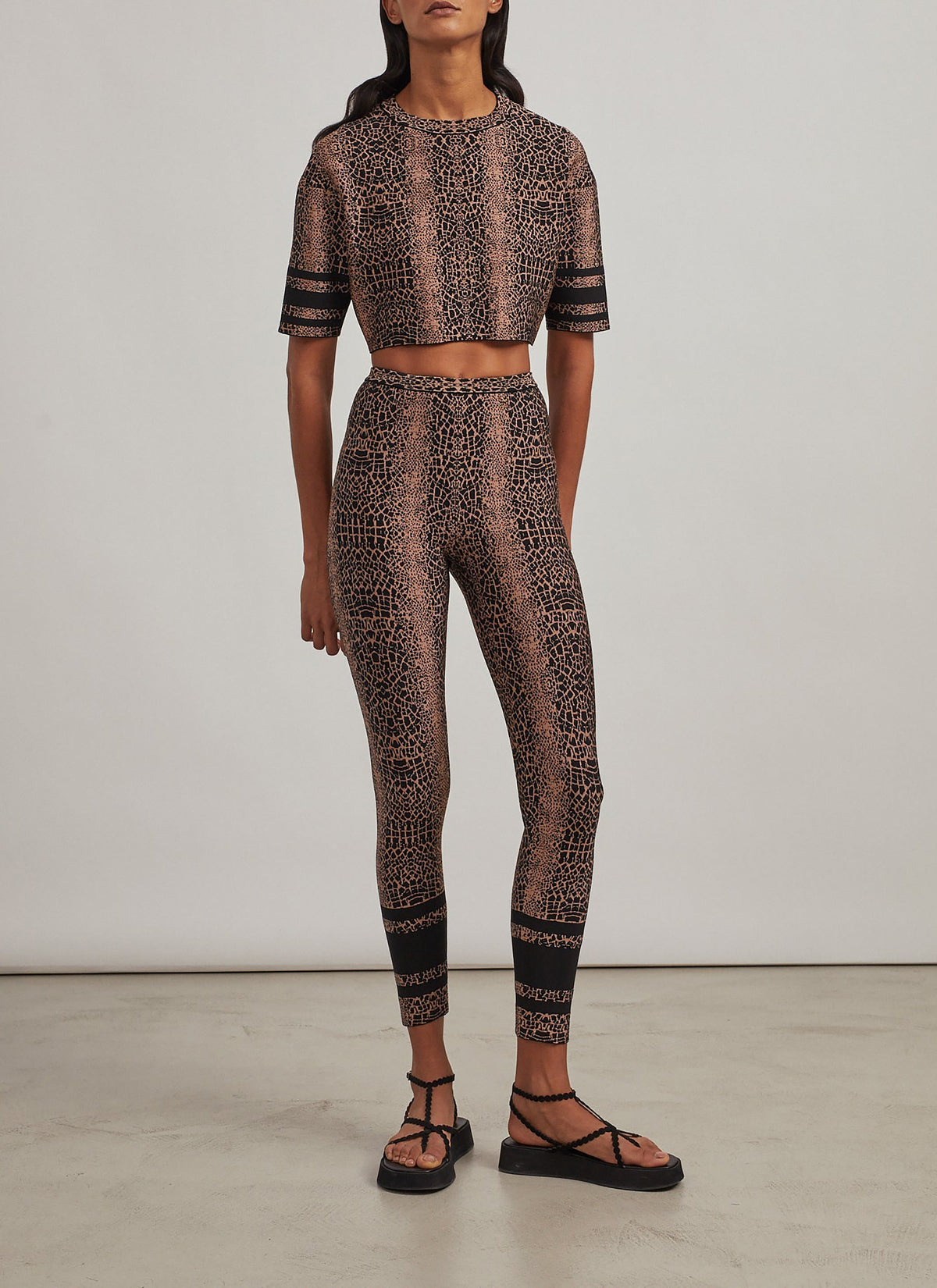 Pull court en maille jacquard animalier - Noir & Chair